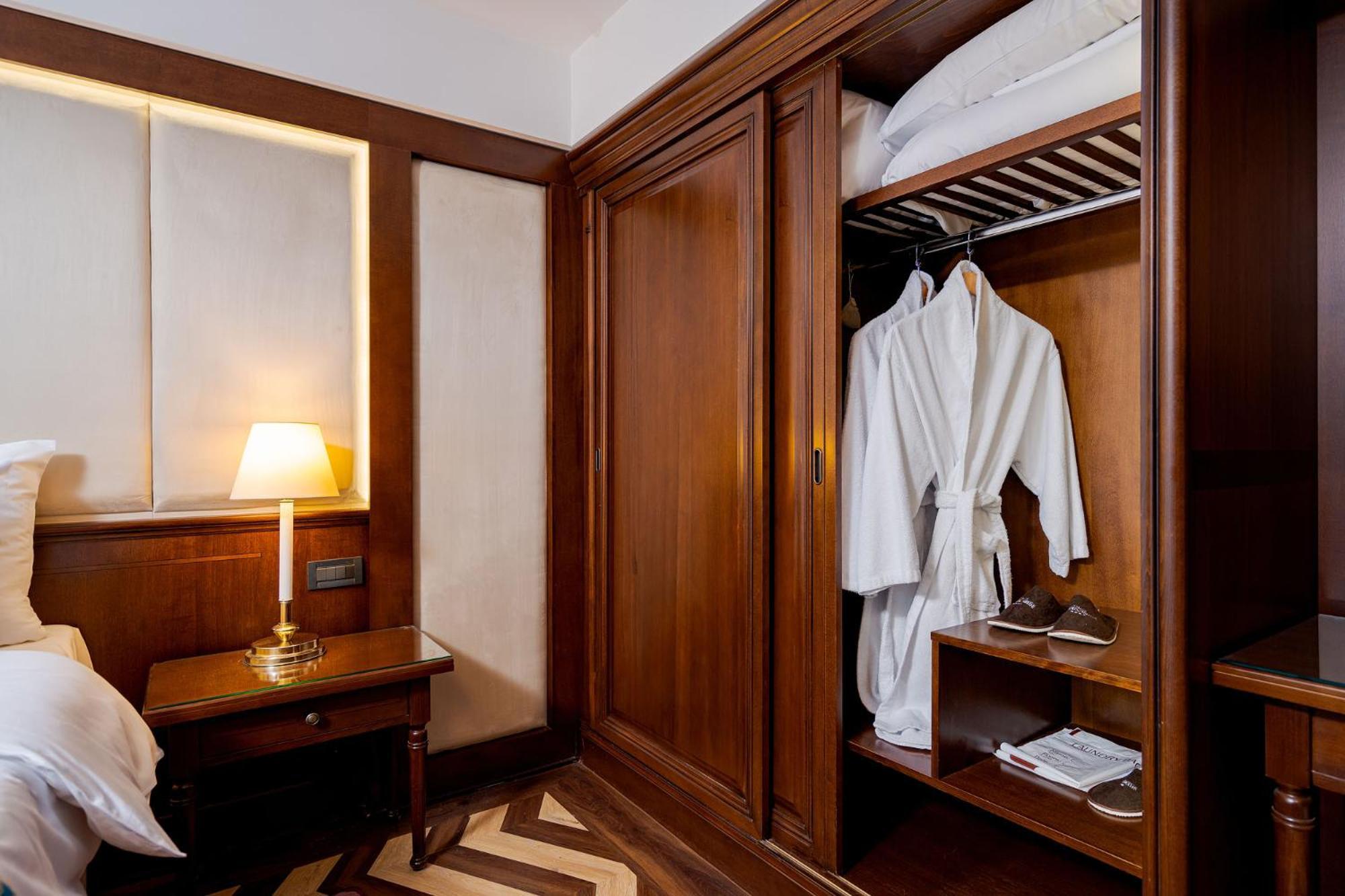 Hotel International 4*